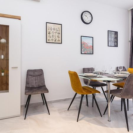 Apartmani Simi - The Wave Crikvenica Exterior photo