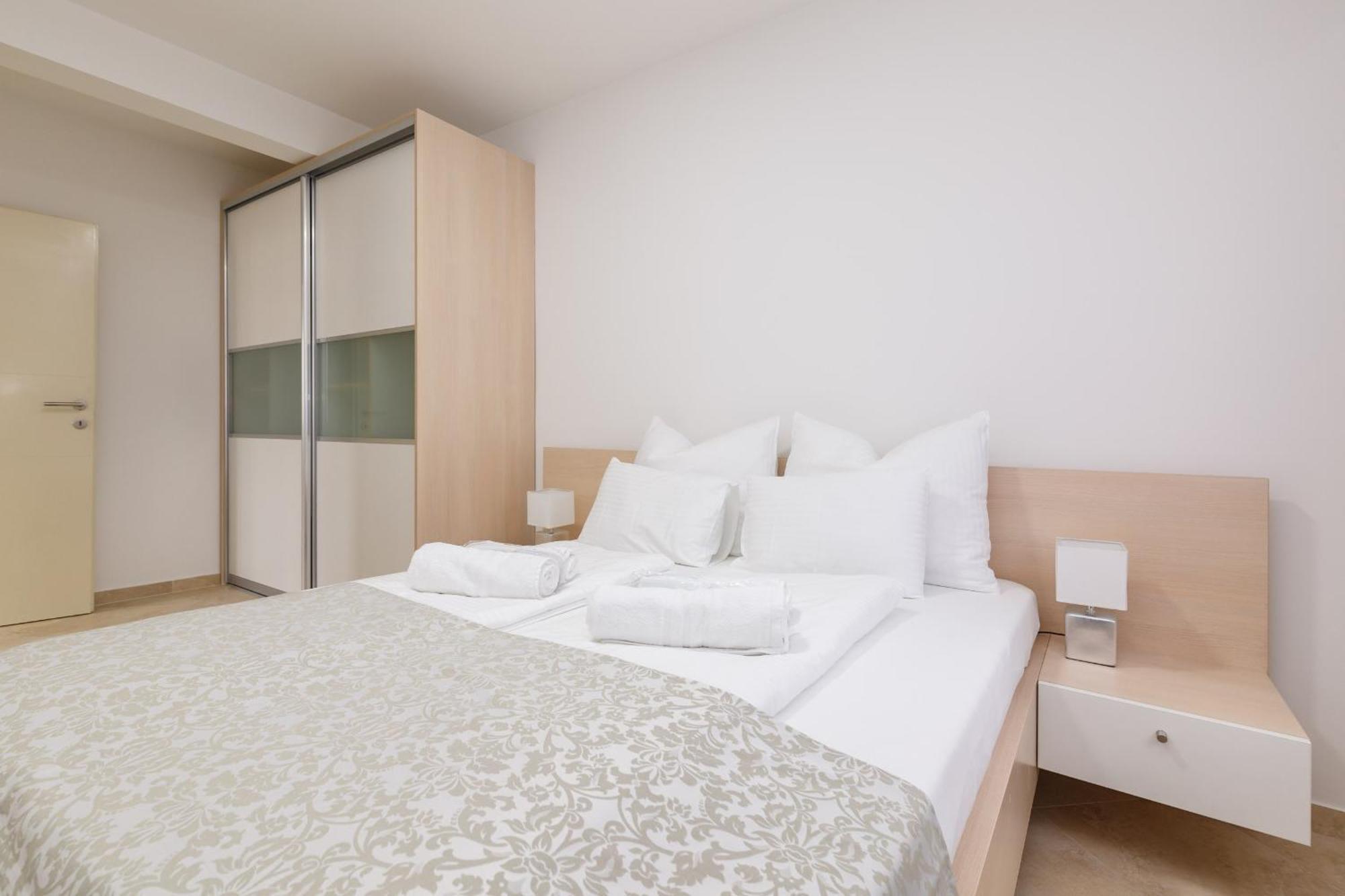 Apartmani Simi - The Wave Crikvenica Exterior photo