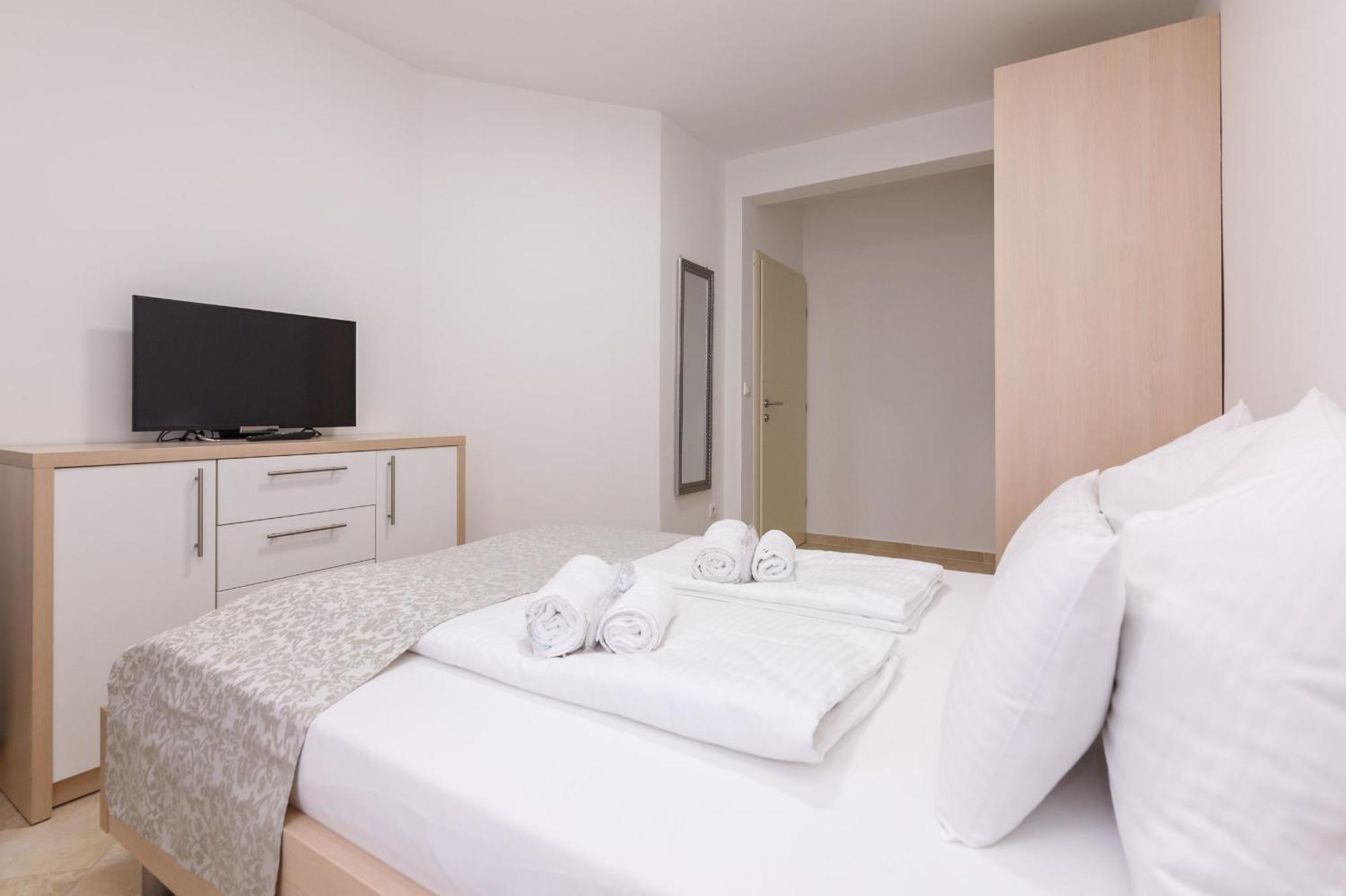 Apartmani Simi - The Wave Crikvenica Exterior photo