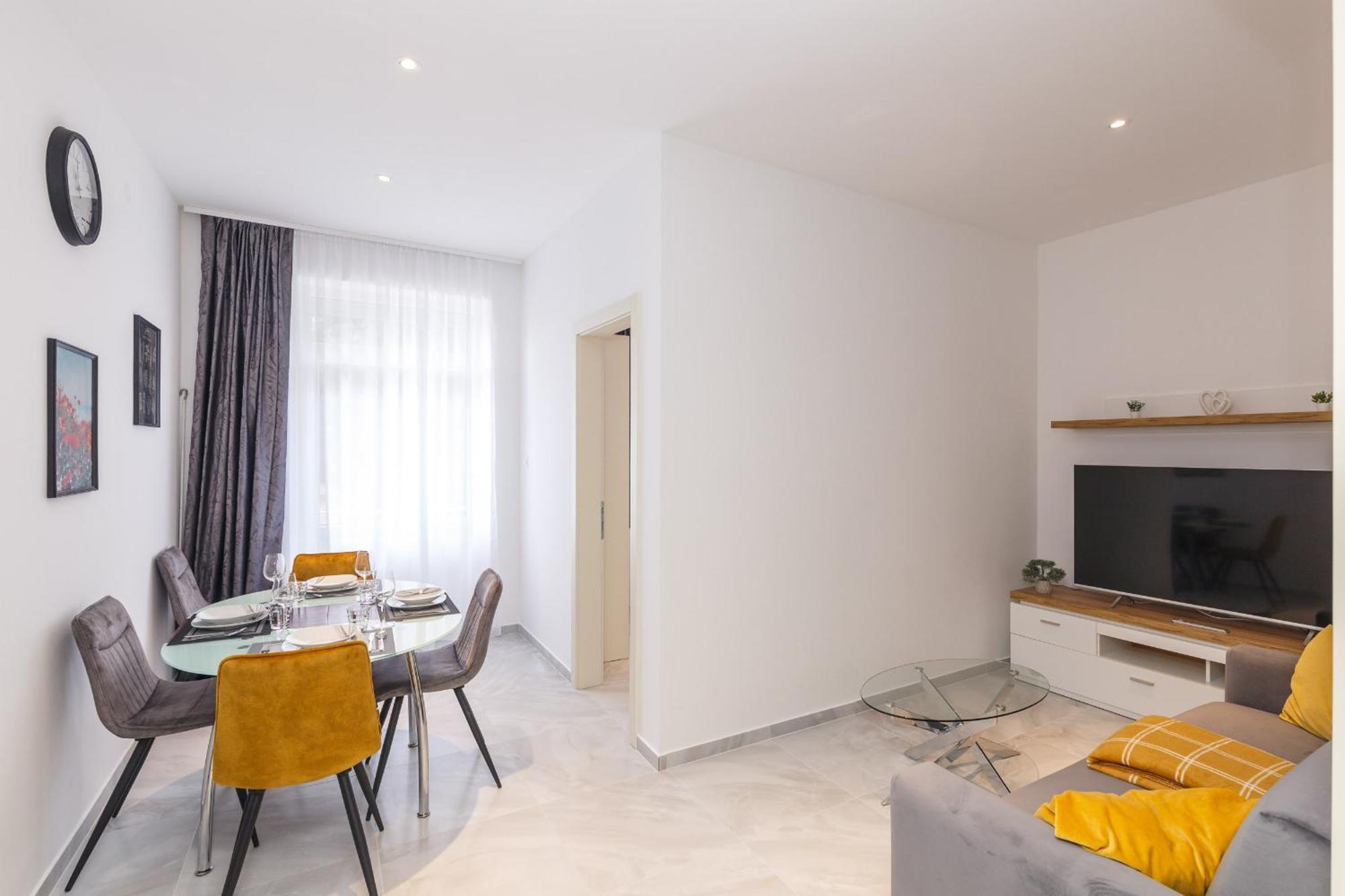 Apartmani Simi - The Wave Crikvenica Exterior photo